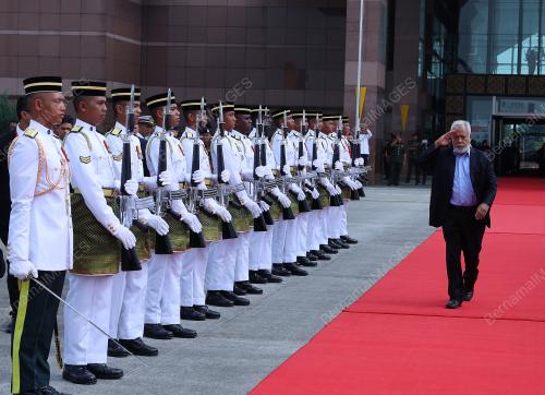 KAY RALA XANANA GUSMAO