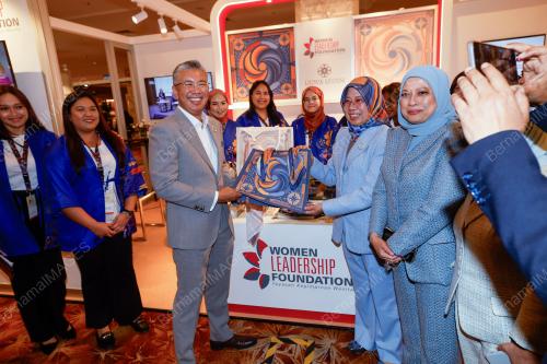 TENGKU DATUK SERI ZAFRUL AZIZ