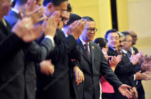 AMM12_03082015_AMM