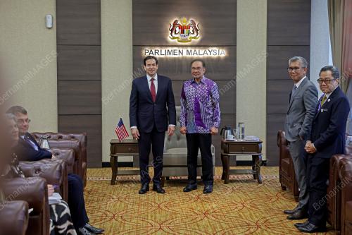 DATUK SERI ANWAR IBRAHIM