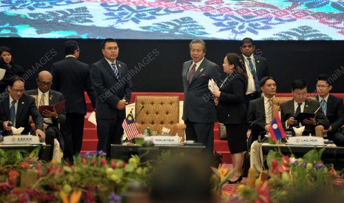 AMM44_04082015_AMM