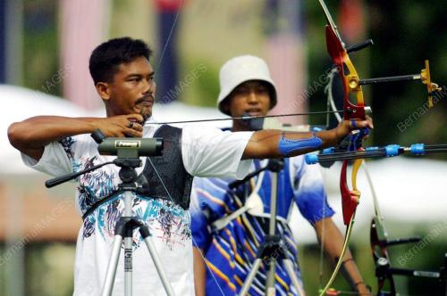 AR01-14_09_2001_ARCHERY_02022016