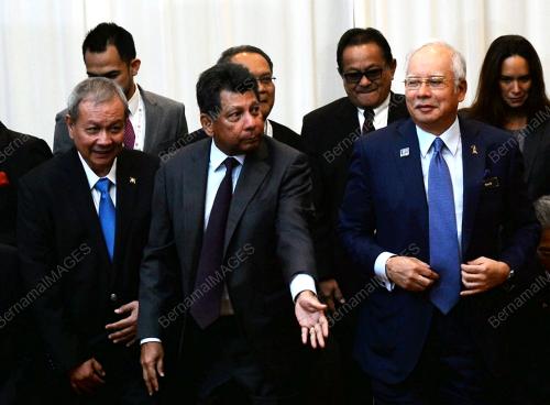 ASEAN01_20112015_INVESTMENT