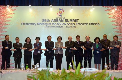 ASEAN03_25042015_ASEAN