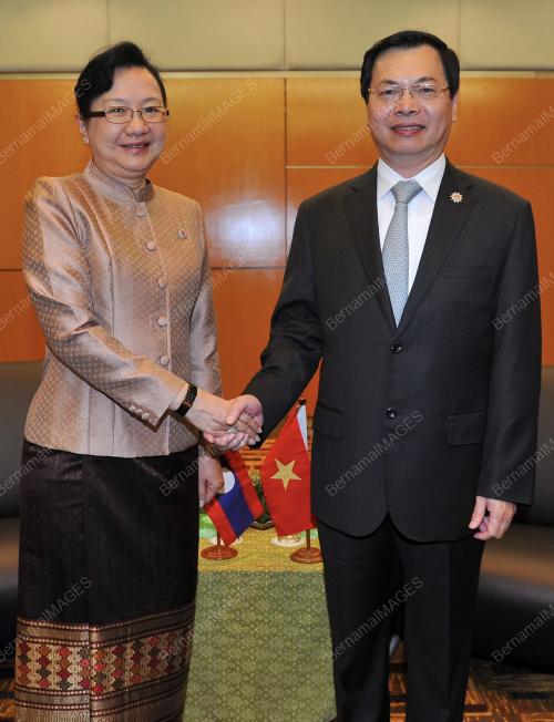 ASEAN03_26042015_ASEAN