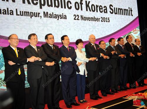ASEAN100_22112015_KOREA