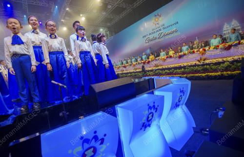 ASEAN103_26042015_GALA_DINNER
