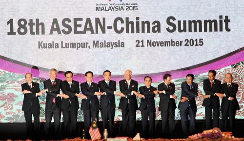 ASEAN104_21112015_ASEAN_CHINA