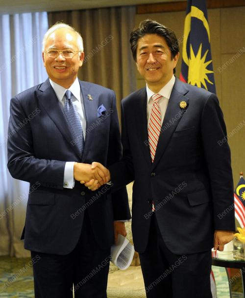 ASEAN105_20112015_PM_JEPUN