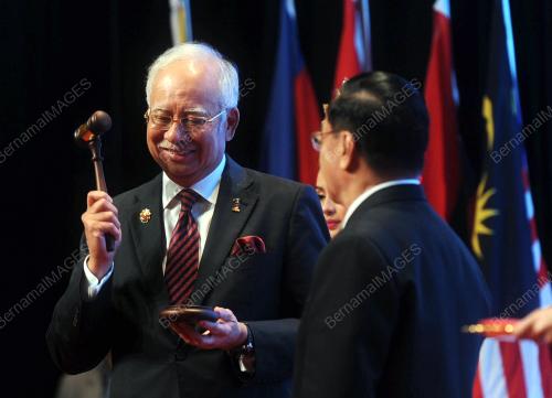 ASEAN106_22112015_BILATERAL
