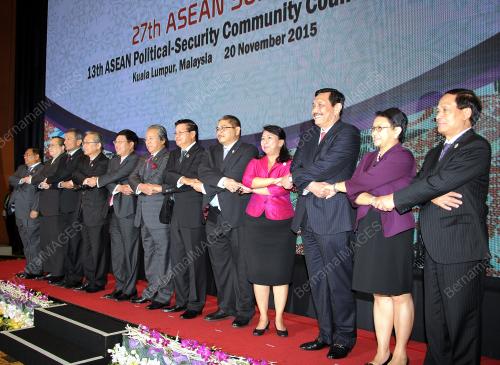 ASEAN10_20112015_FM