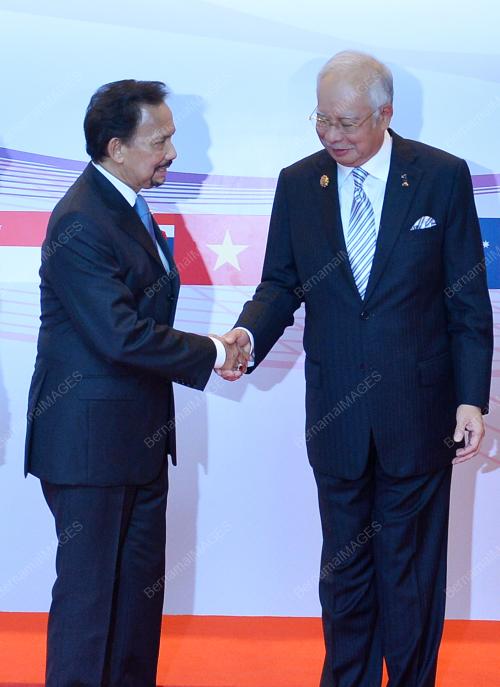 ASEAN11_21112015_OPENING
