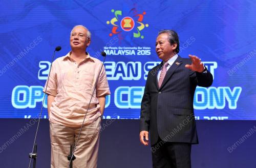 ASEAN11_25042015_ASEAN