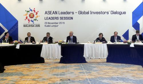 ASEAN120_20112015_ASEAN