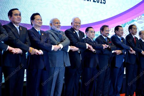 ASEAN120_21112015_ASEAN_INDIA