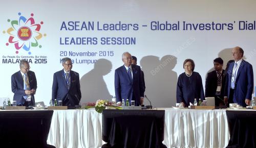 ASEAN122_20112015_ASEAN
