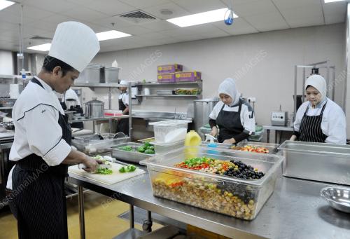 ASEAN12_19112015_ASEAN
