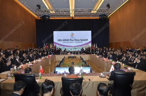 ASEAN133_21112015_ASEAN
