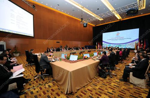 ASEAN13_20112015_FM