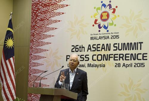 ASEAN13_28042015_IMT