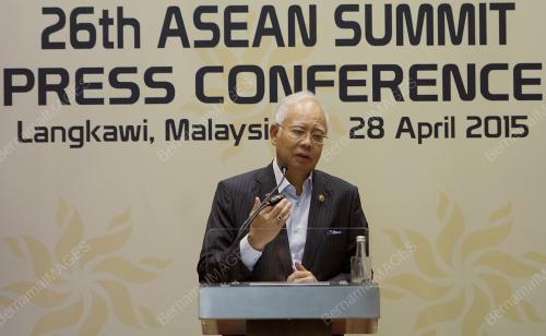 ASEAN15_28042015_IMT