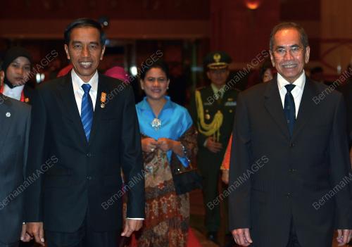 ASEAN166_20112015_INDONESIA