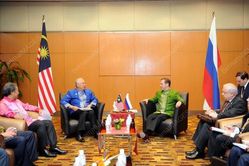 ASEAN173_21112015_RUSIA