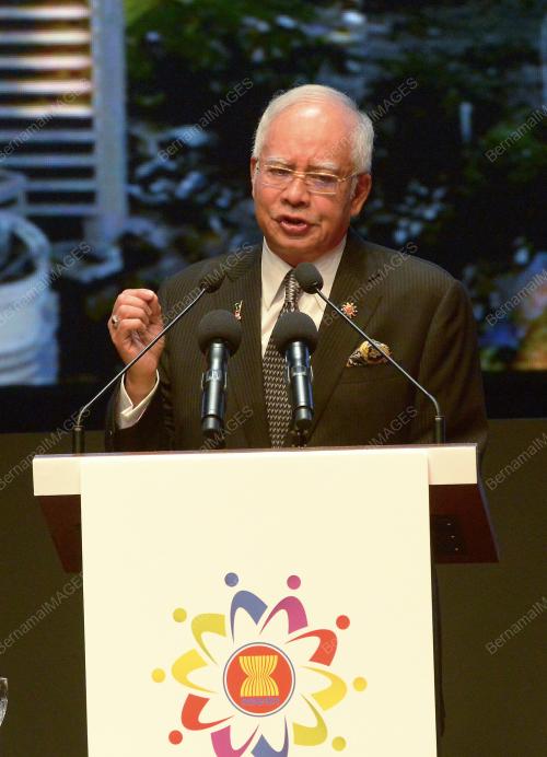ASEAN17_27042015_OPENING_ASEAN