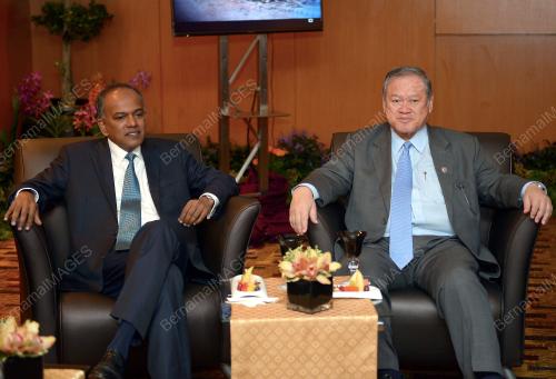 ASEAN18_26042015_ASEAN_FM_MEETING
