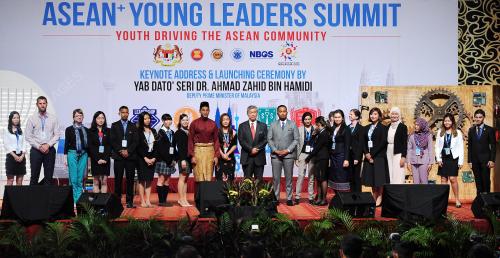 ASEAN19_18112015_YOUNG