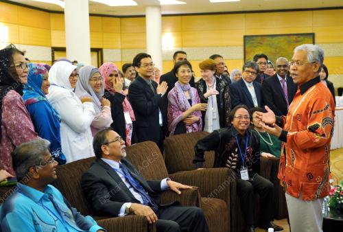 ASEAN21_19112015_YOUTH