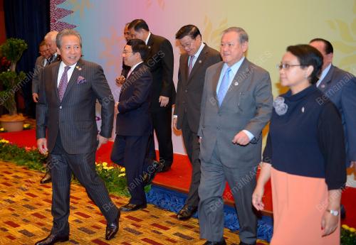 ASEAN22_26042015_ASEAN_FM_MEETING