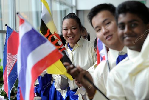 ASEAN26_25042015_ASEAN_PERFORM