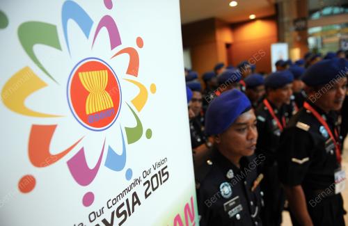 ASEAN27_24042015_ASEAN_POLICE