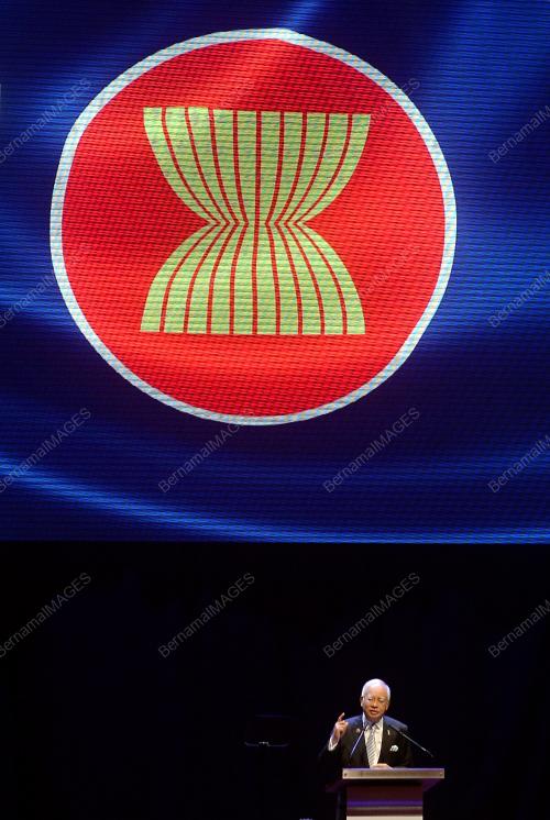 ASEAN31_21112015_OPENING