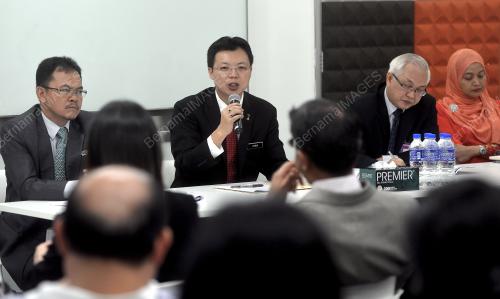 ASEAN32_19112015_ASEAN
