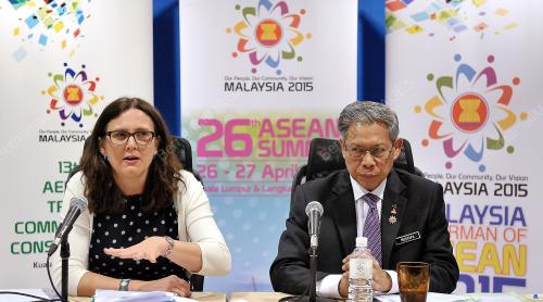 ASEAN33_26042015_PC