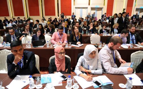 ASEAN34_18112015_AYLS