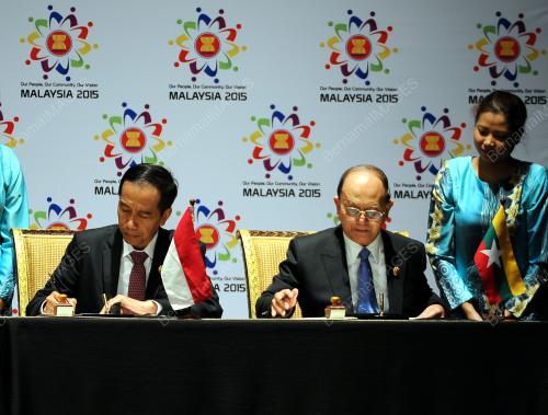 ASEAN34_22112015_SIGNING