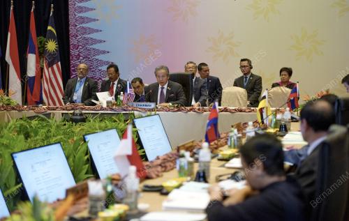 ASEAN42_26042015_ASEAN
