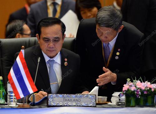 ASEAN43_21112015_ASEAN