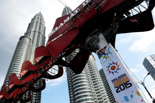 ASEAN45_18112015_HUMAN_INTEREST