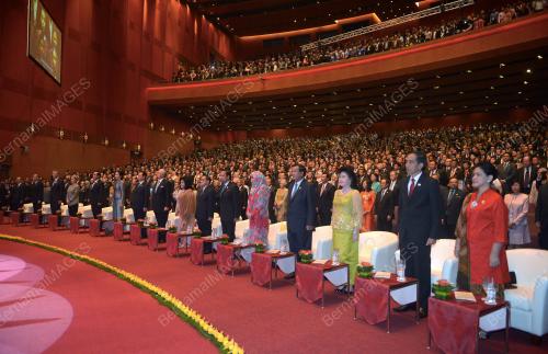 ASEAN45_20112015_OPENING_ASEAN