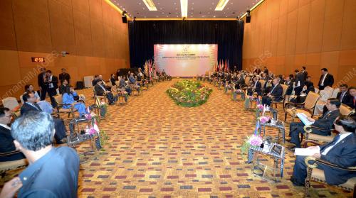 ASEAN53_27042015_ASEAN_MEETING