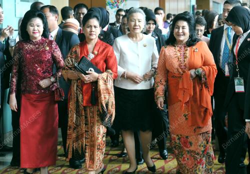 ASEAN55_22112015_ASEAN_SPOUSE