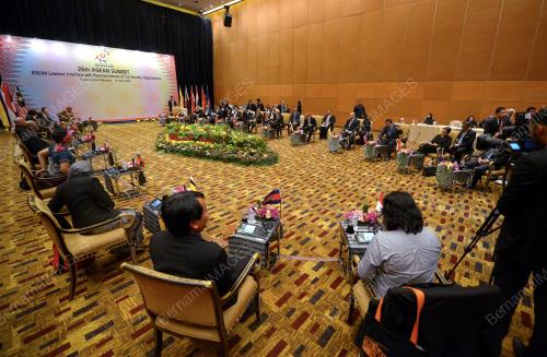 ASEAN55_27042015_ASEAN_MEETING