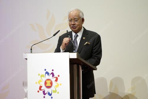 ASEAN56_27042015_ASEAN