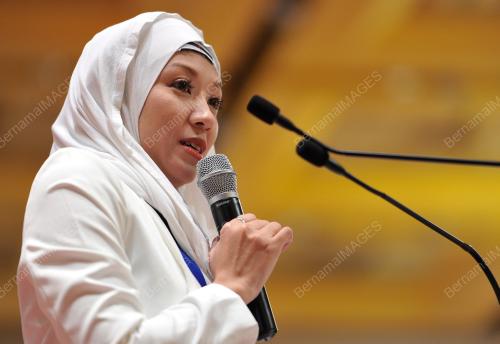 ASEAN58_18112015_AYLS