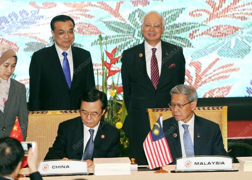 ASEAN59_22112015_CHINA