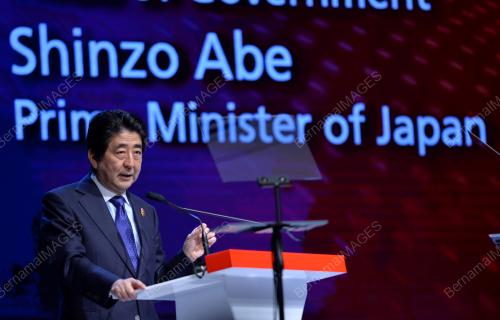 ASEAN61_21112015_INVESTMENT